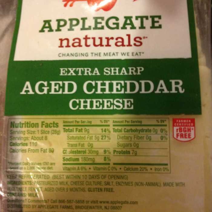 1 oz sharp cheddar cheese nutrition facts